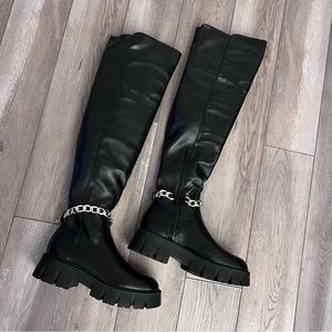 G By Guess Above Knee Platform Boots With Chain (sz 8)